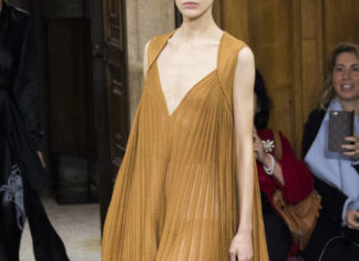 Fashion : Vionnet FW17Posted by x