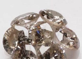 Loose Diamond : 0.053 ct Round Brilliant Champagne (C2) I2 Clarity 2.33 mm Natural Loose Diamond…