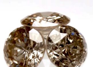 Loose Diamond : 0.06 ctw Round Brilliant Champagne (C3) I3 Clarity 2.33 mm Natural Loose Diamond…
