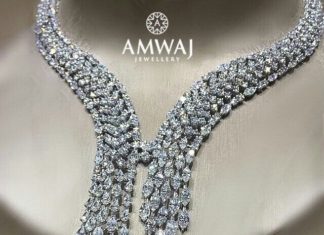 Loose Diamond : Amwaj_Jewellery.. Freeze that moment in internal diamond beauty….