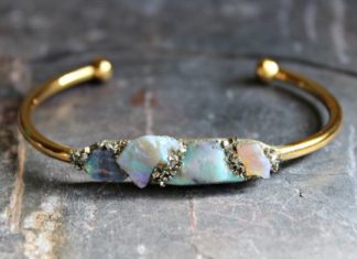 Loose Diamond : Feautured on lovely actress VANESSA HUDGENSs fashion blog and FB post. astraland…