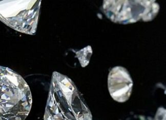 Loose Diamond : (((♥ …I'm just an ole' chunk of coal … But I'm gonna be a …