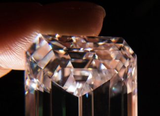 Loose Diamond : Money Can’t Buy You Love, But This Diamond Might