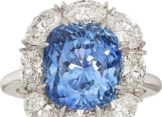 Loose Diamond : Sapphire, Diamond & Platinum Ring by Carvin French…