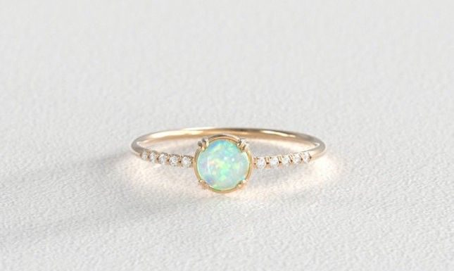 Luxury Jewelry 2017/2018 : 16 Opal Engagement Rings You’ll Fall in Love With