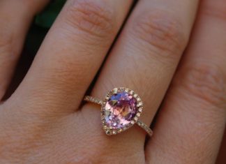 Luxury Jewelry 2017/2018 : 2.2ct Peach pink champagne tear drop sapphire and rose gold diamond engagement r…