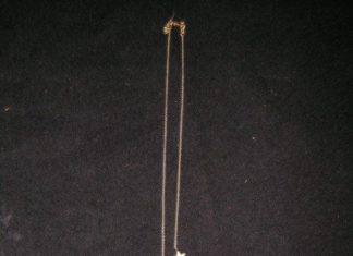 Luxury Jewelry 2017/2018 : 37: Mirror Mirror Evil Queen’s (Julia Roberts) Necklace : Lot 37