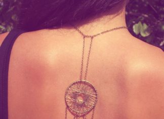 Luxury Jewelry 2017/2018 : Bijou de Dos Attrape-Rêves Plumes Pièce Unique 45€…