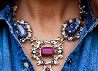 Luxury Jewelry 2017/2018 : Cashmere in Style : Embroidered Skirt