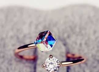 Luxury Jewelry 2017/2018 : Crystal And Rhinestone Cuff Ring (A..