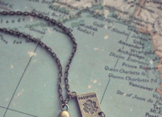 Luxury Jewelry 2017/2018 : cute travel necklace. Sister is a pilot… sooo… yeah. good gift…