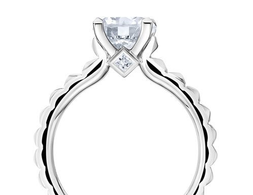 Luxury Jewelry 2017/2018 : Et si on s’offrait une bague de fiançailles signée Karl Lagerfeld ?