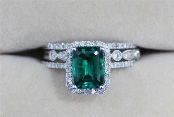 Luxury Jewelry 2017/2018 : I am in love with the idea of a non-traditional engagement ring. I don't car…