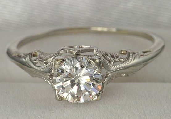 Luxury Jewelry 2017/2018 : Inspiratia de vineri: inele de logodna