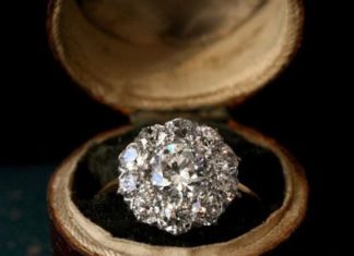 Luxury Jewelry 2017/2018 : Le croissant d’argent