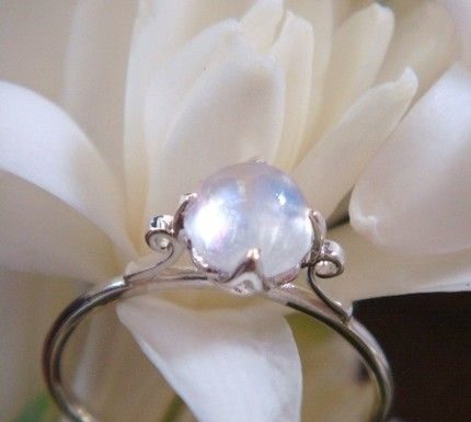 Luxury Jewelry 2017/2018 : lotus ring with blue rainbow moonstone. $175…