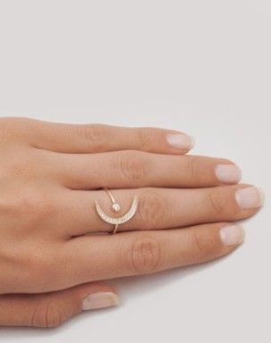 Luxury Jewelry 2017/2018 : Lucky Star New Moon Ring