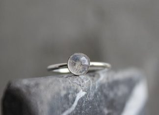 Luxury Jewelry 2017/2018 : MOON LOVE | Ring of Moonstone and Silver 925