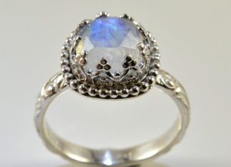 Luxury Jewelry 2017/2018 : Moonstone Ring, Sterling Silver, Faceted Rose Cut Rainbow Moonstone Square Cushion Stone in Crown Setting