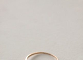 Luxury Jewelry 2017/2018 : Opal & Diamond Flower Ring