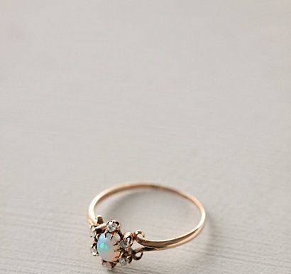Luxury Jewelry 2017/2018 : Opal & Diamond Flower Ring