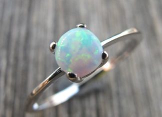 Luxury Jewelry 2017/2018 : Opal ring…