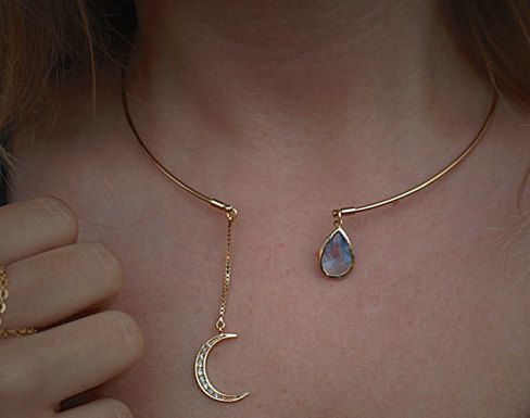 Luxury Jewelry 2017/2018 : OpenSky – The Sky Blue Moon Collar