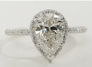 Luxury Jewelry 2017/2018 : Pear Shaped Halo Diamond Engagement Ring… 1.6-2 carats instead (2.5 carats mig…