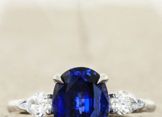 Luxury Jewelry 2017/2018 : Permelia Sapphire