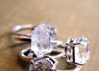 Luxury Jewelry 2017/2018 : raw diamonds…
