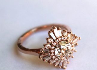 Luxury Jewelry 2017/2018 : Stunning White Sapphire and Diamond Ring by HeidiGibsonDesigns