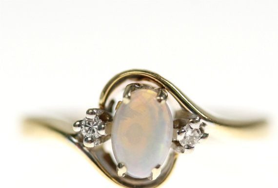 Luxury Jewelry 2017/2018 : Vintage 14k Gold Opal & Diamond Engagement Ring, Wedding via Etsy Love the …