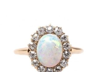 Luxury Jewelry 2017/2018 : Vintage Opal Engagement Ring…