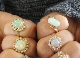 Luxury Jewelry 2017/2018 : Vintage opal rings are a true delight….