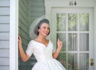 Short Wedding Dresses : LOVE this dress….