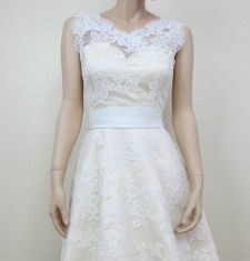 Short Wedding Dresses : noite #bride #Dress…