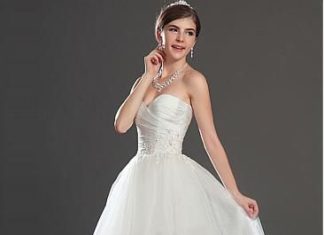 Short Wedding Dresses : Stunning Tulle & Satin Princess Sweetheart Raised Waisted Asymmetrical Weddi…