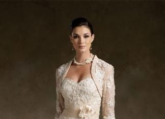 Short Wedding Dresses : SWEETHEART SUIT