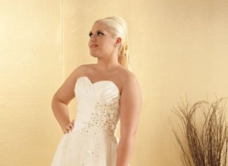 Short Wedding Dresses : Vintage Teacup Lace Wedding Gown by RealSizeBride on Etsy, $699.00…