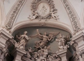 Street Style : http://streetstyleplatform.us/