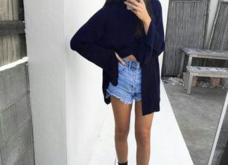Street Style : streetstyleplatform:
Denim Shorts