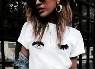 Street Style : streetstyleplatform:
White T-shirt