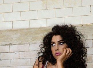 Trendy Hair Style : Amy Winehouse – photo postée par salamanca12 – Amy Winehouse – l’album du fan-club