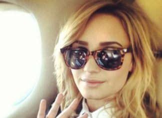 Trendy Hair Style : Demi Lovato : Elle assure en blonde !