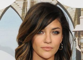 Trendy Hair Style : Get Nina Dobrev’s Knotted Braid!