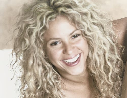 Trendy Hair Style : iheartshakira
