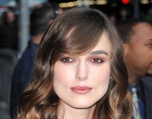 Trendy Hair Style : Keira Knightley's side fringe and loose curls…