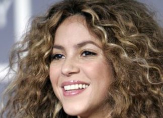 Trendy Hair Style : Shakira curly…