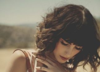 Trendy Hair Style : short curly hair…