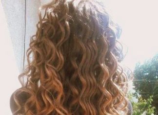 Trendy Hair Style : Very Long Hair with Curls – How to Make Them? – Add Hairstyle